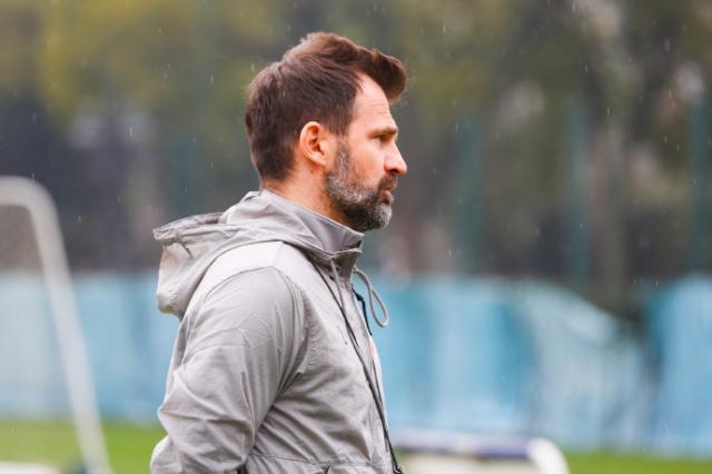 1612169846657086371.jpg d636d1e4ly1gn7yrgeb1fj23x52m3npd.jpg